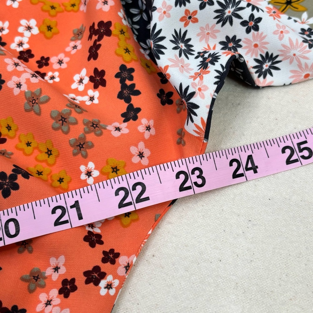 🏷️NWT GiGiO Patchwork Romper Size Medium Multicolor Floral Pattern Kimono Sleeve - Picture 13 of 16